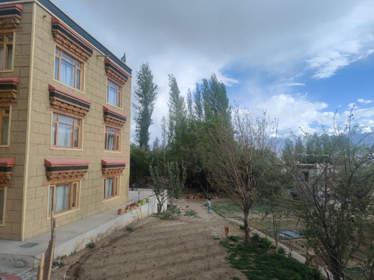 Hotel Alpine Ladakh Léh Exteriér fotografie