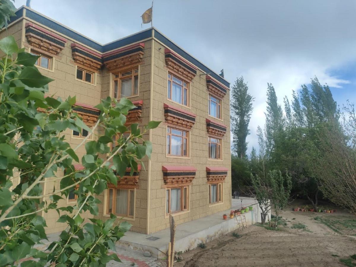 Hotel Alpine Ladakh Léh Exteriér fotografie